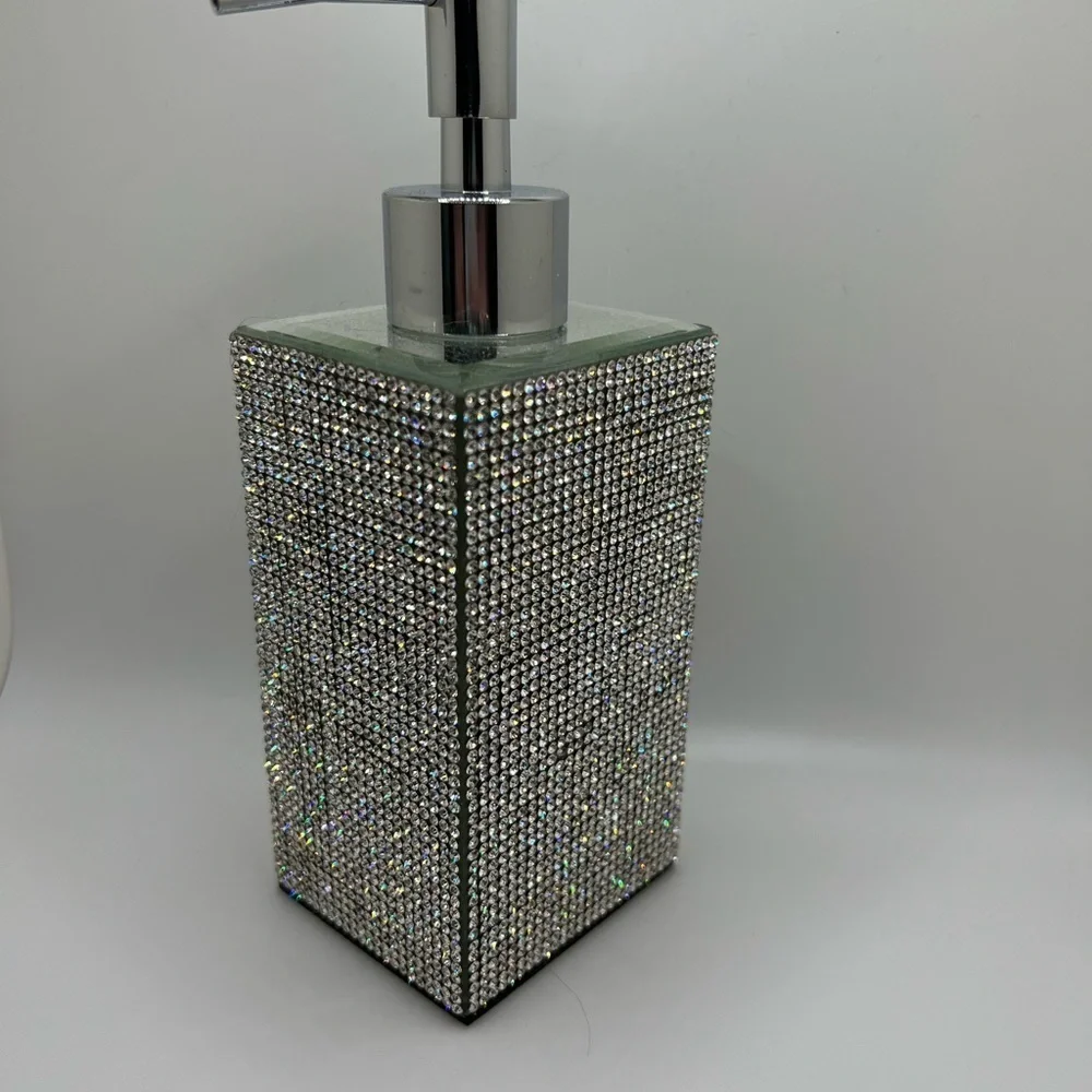 NWT bella luxx rhinestone soap dispenser